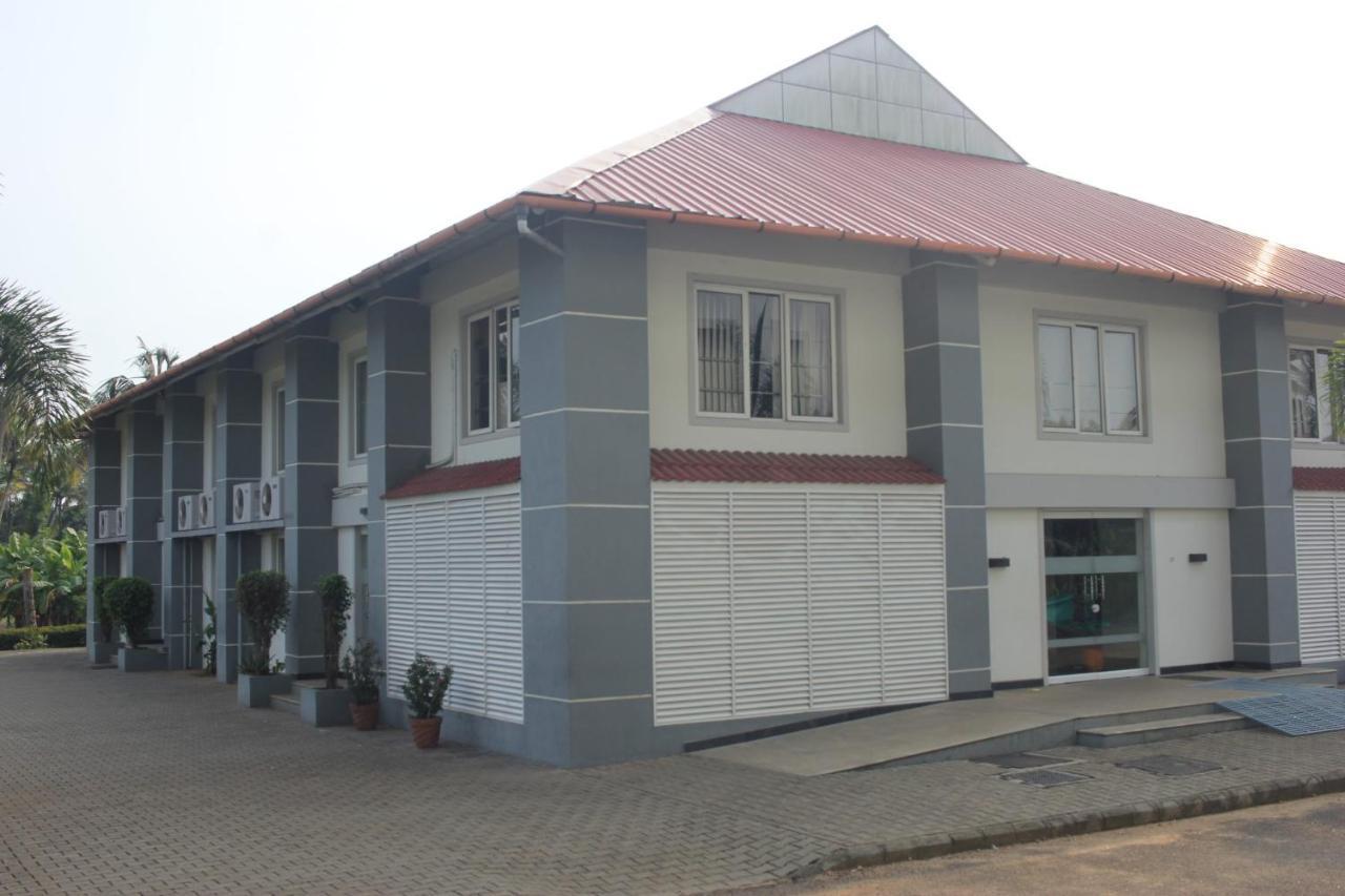 Angamaly Convention Centre Hotel Kochi Luaran gambar