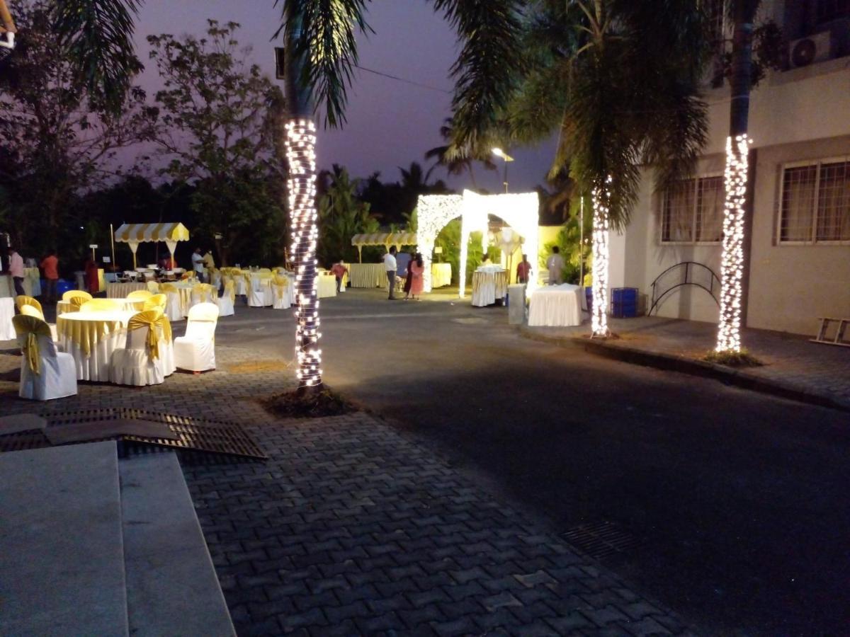 Angamaly Convention Centre Hotel Kochi Luaran gambar