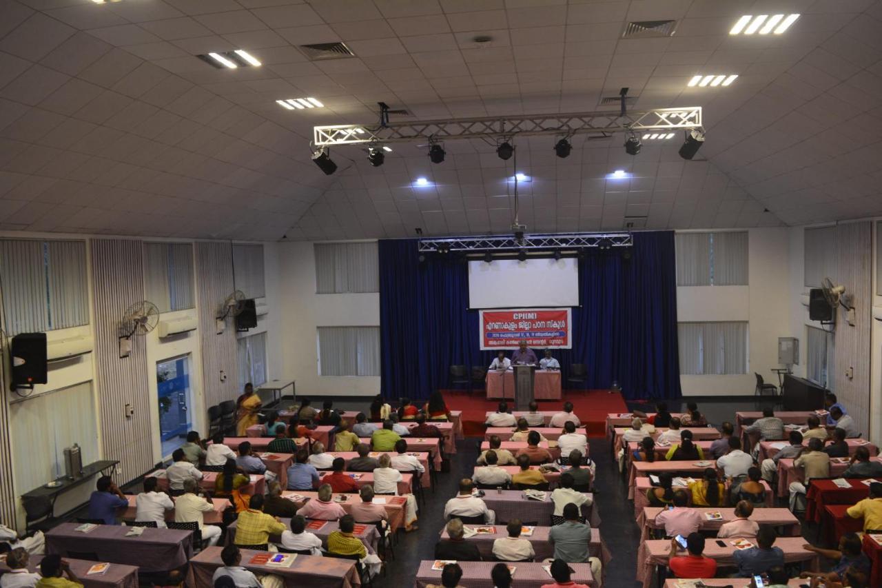 Angamaly Convention Centre Hotel Kochi Luaran gambar