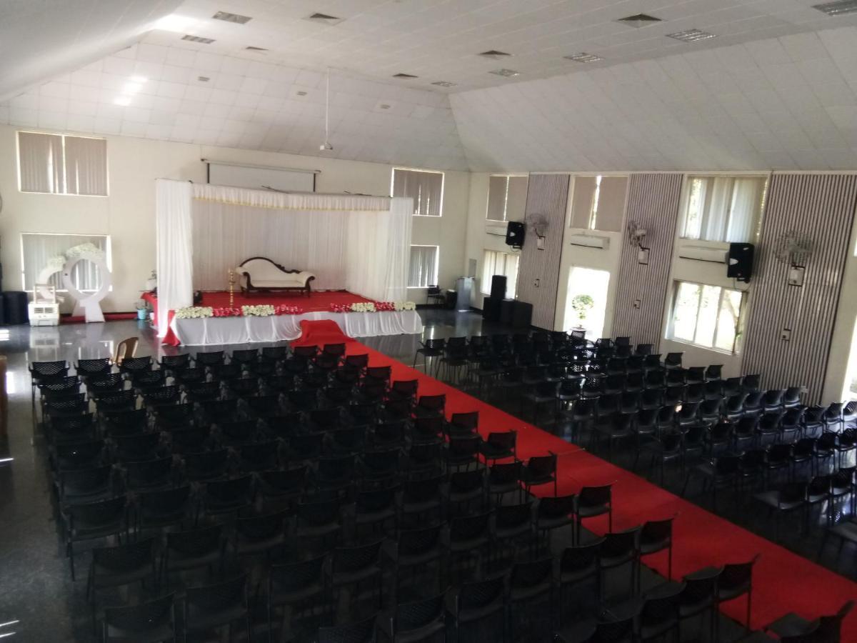 Angamaly Convention Centre Hotel Kochi Luaran gambar