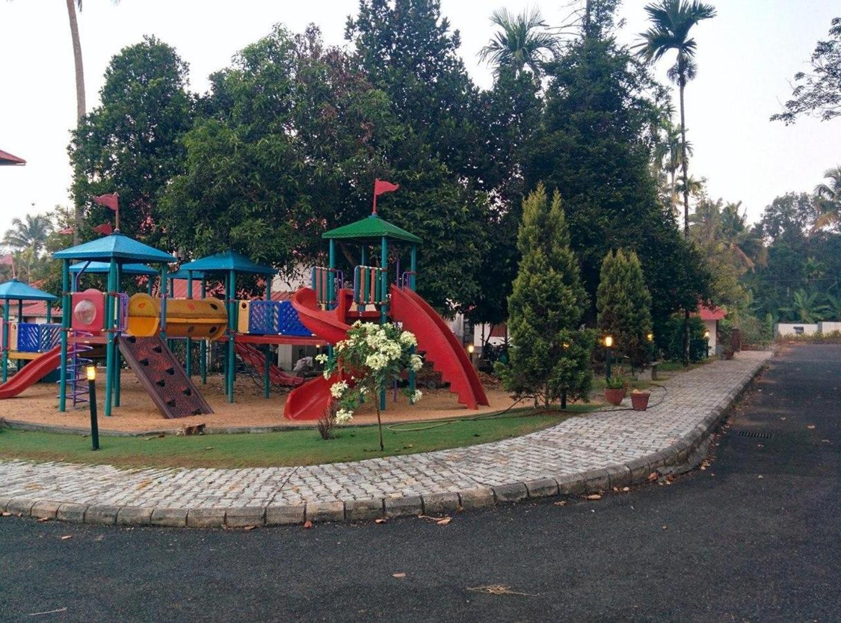 Angamaly Convention Centre Hotel Kochi Luaran gambar